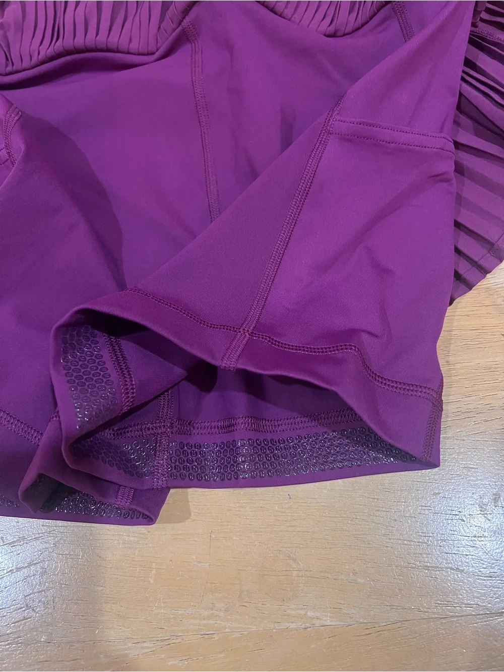 lululemon athletica pleated skater