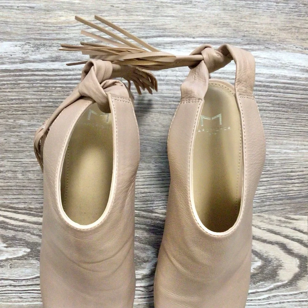 Marc Fisher wrinkles sole