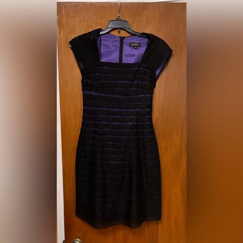 Adrianna Papell Black Ruffle Layer Cap Sleeve Sheath Dress. Spring Size 4.   FC