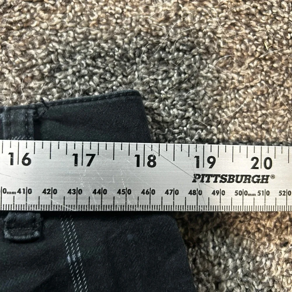 Lazer size grid shorts