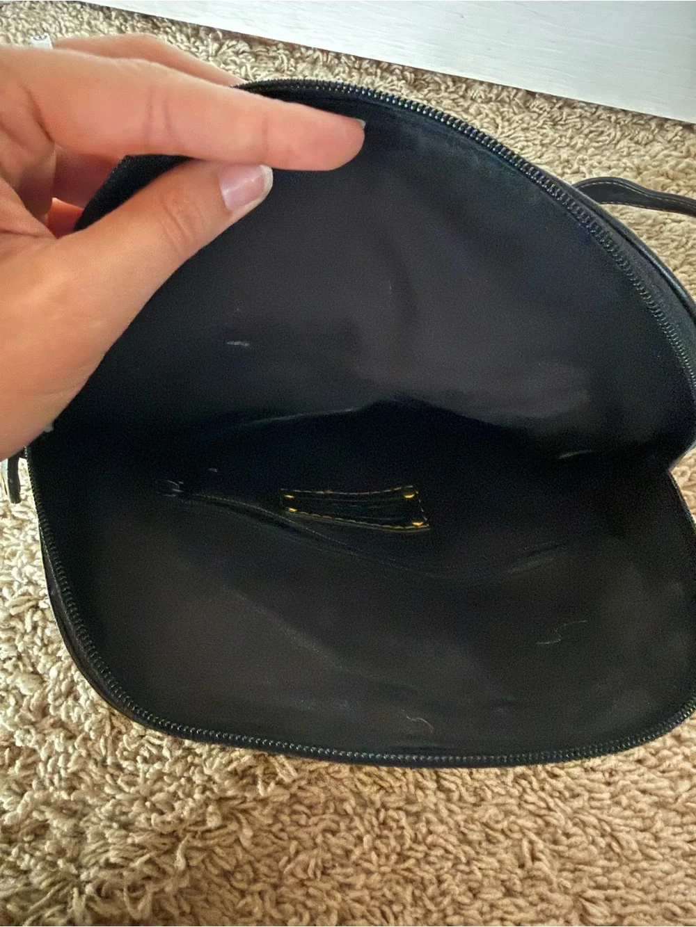 Fossil compact black