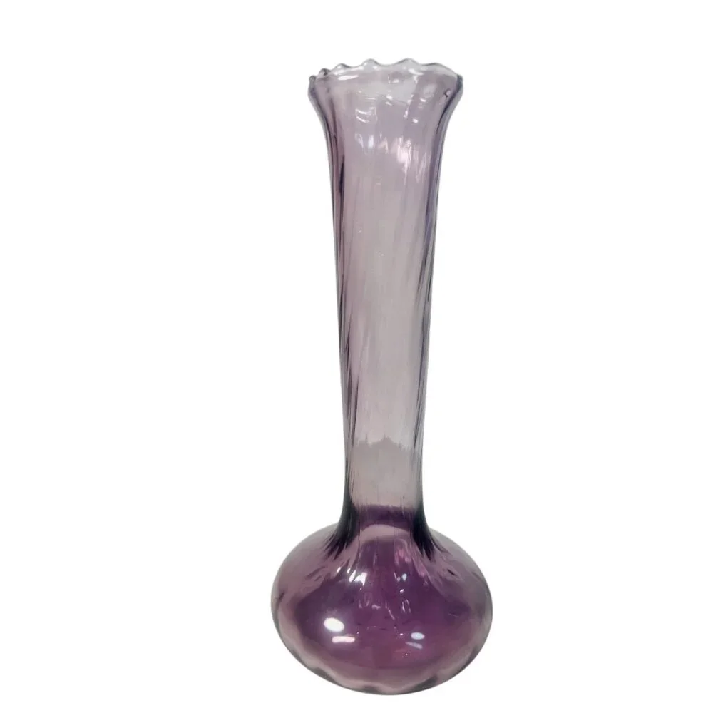 Vtg Purple Amethyst Glass Bud Vase Swirl Glass Flared Wavy‎ Rim Hand Blown 7