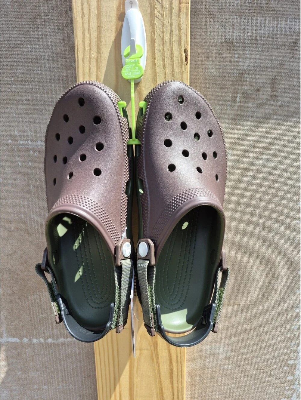 N/A new crocs