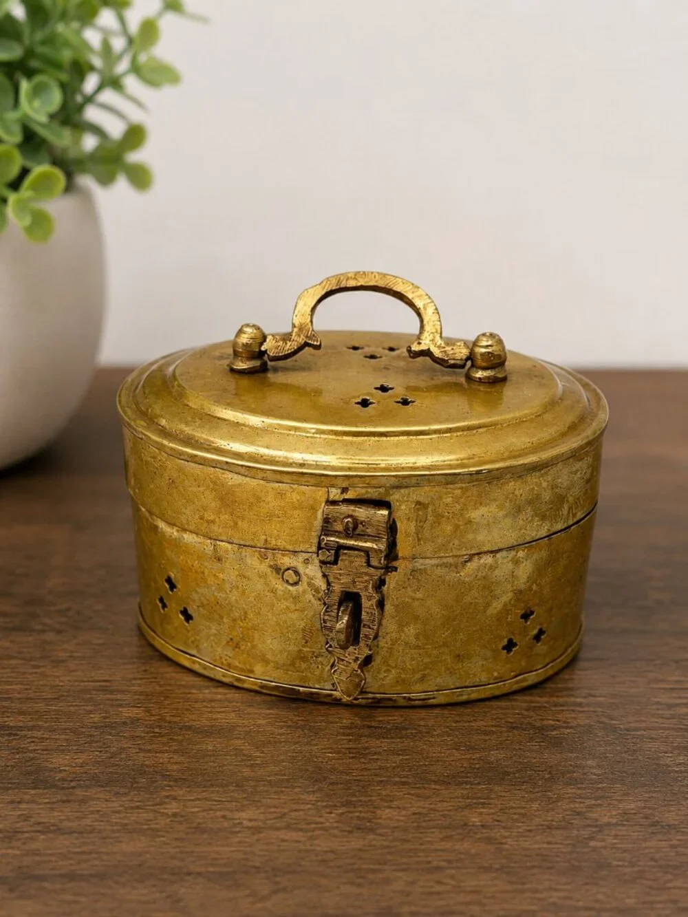 Vintage Brass age carrying