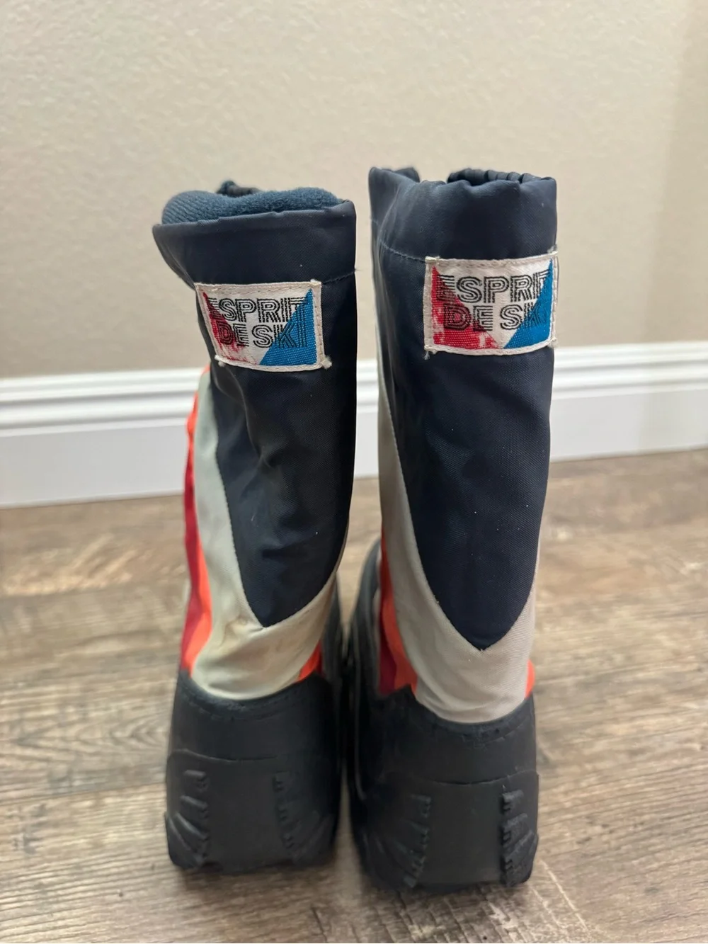 Esprit De Ski vintage 1970s–1980s