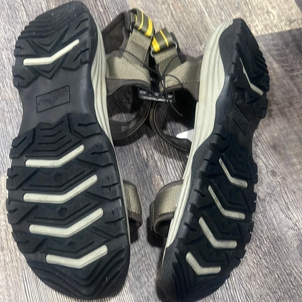 Ozark Trail men’s sandals