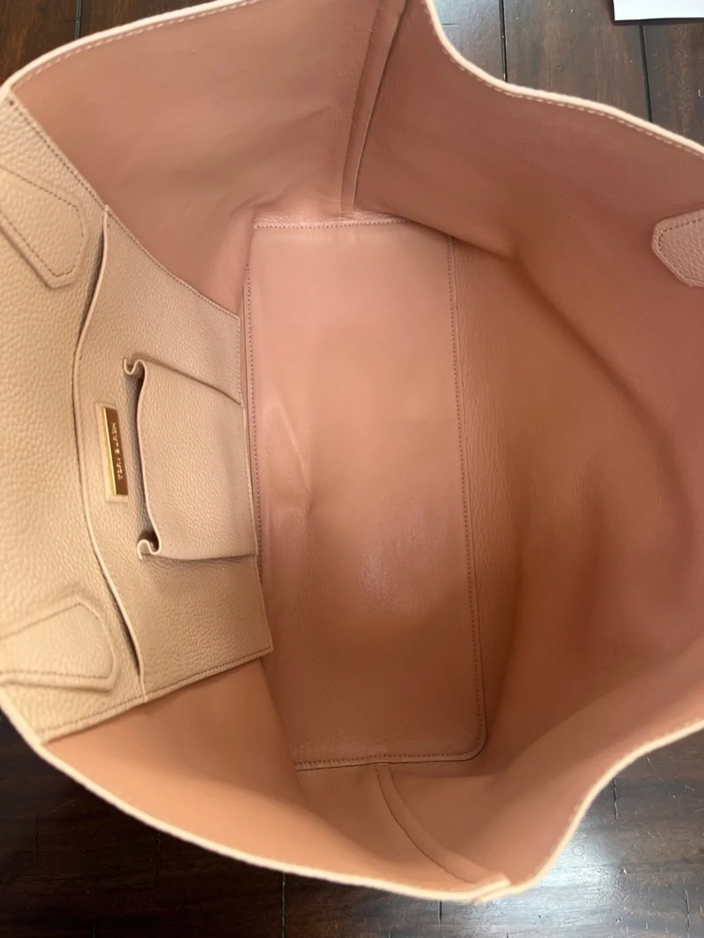 Tory Burch spacious pebbled