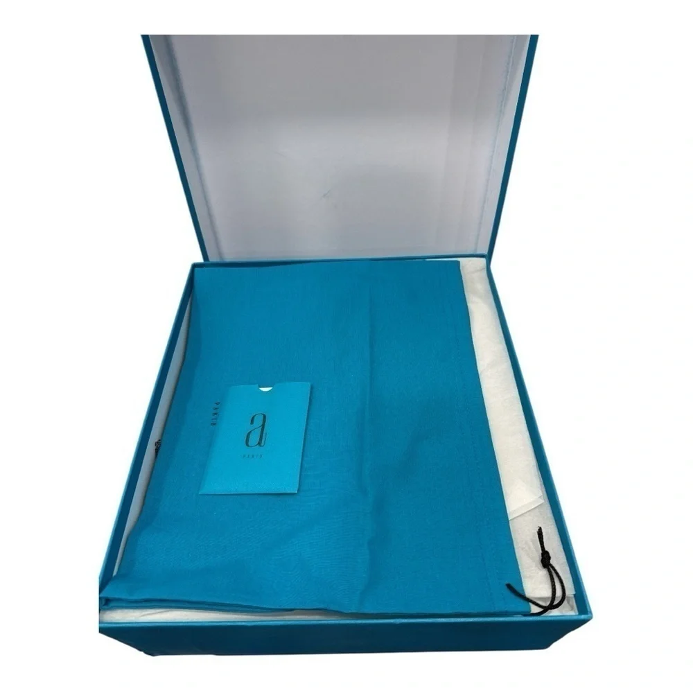 N/A step out