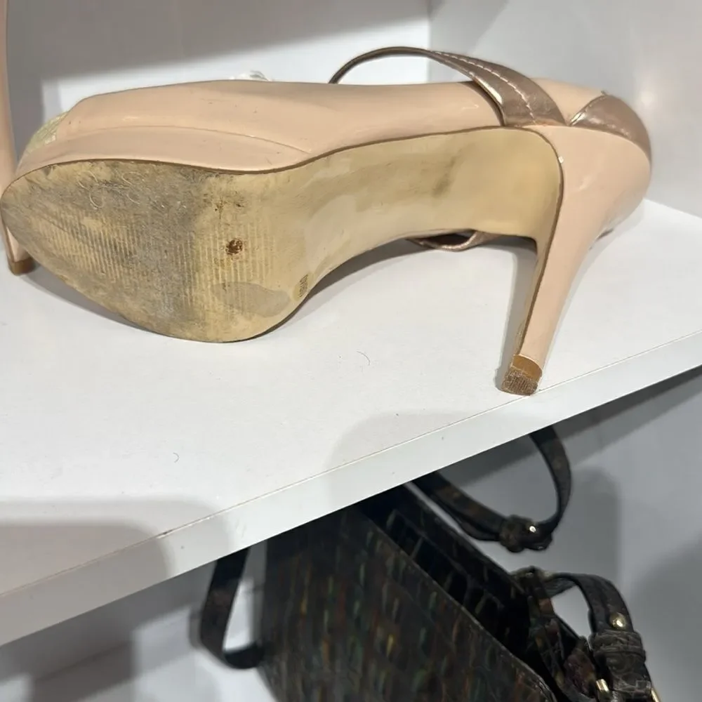 Jessica Simpson chic stylish versatile