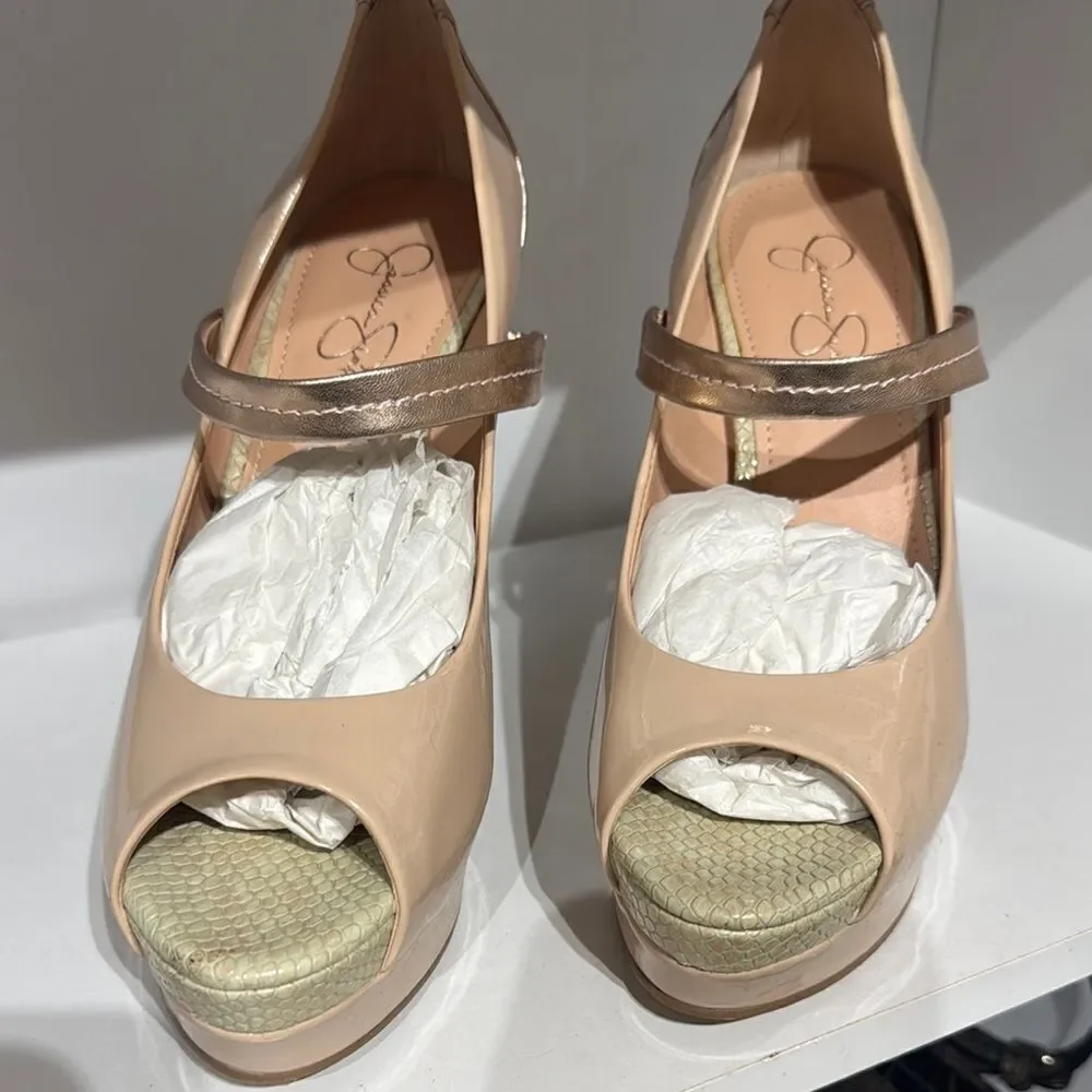 Jessica Simpson Nude Peep-Toe Platform Heels