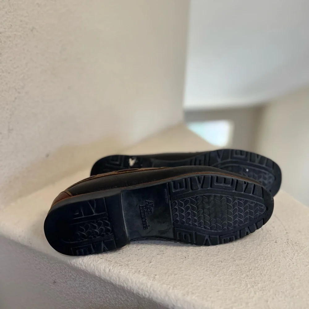 Allen Edmonds questions leave