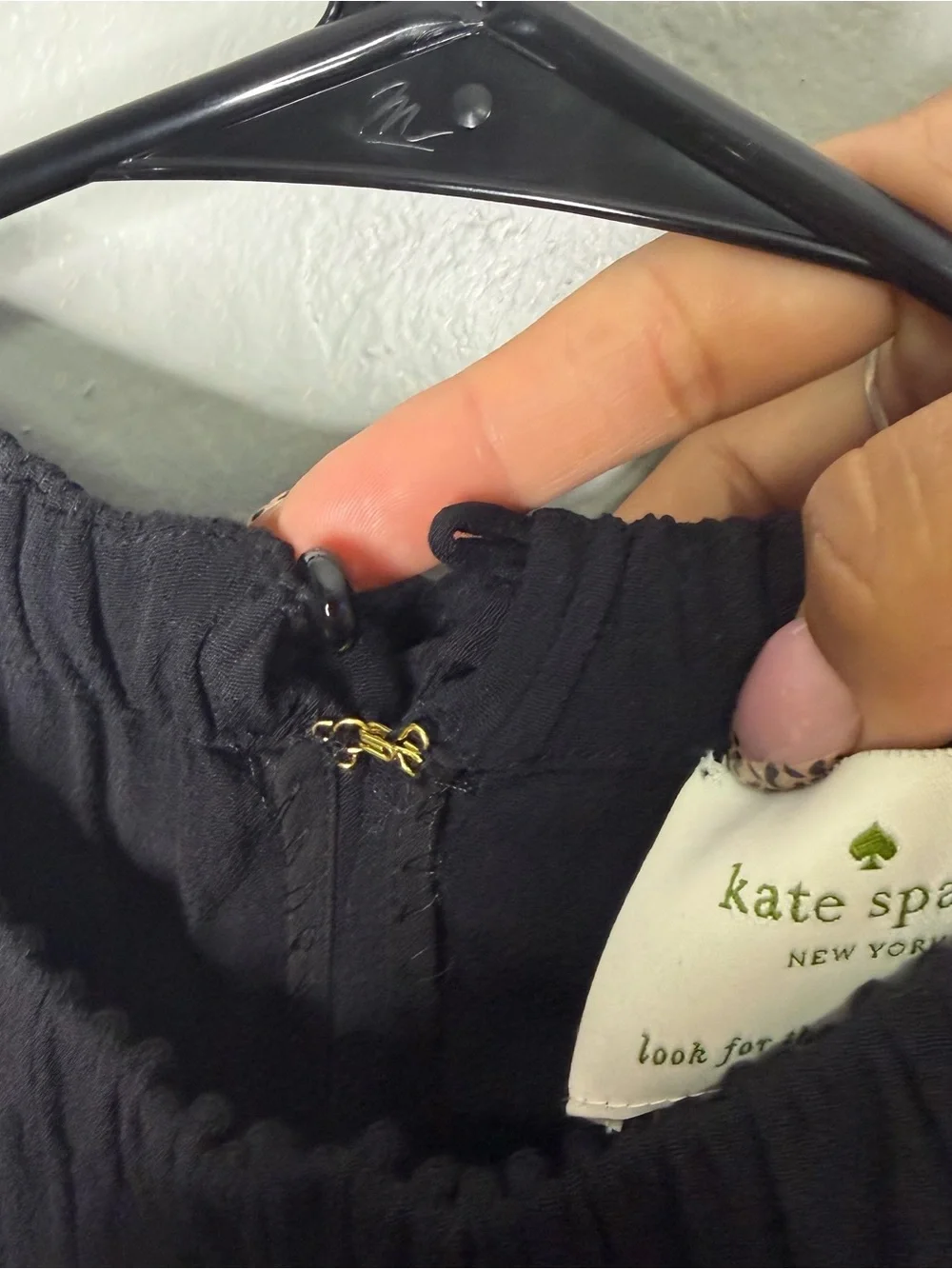 kate spade garment pit from