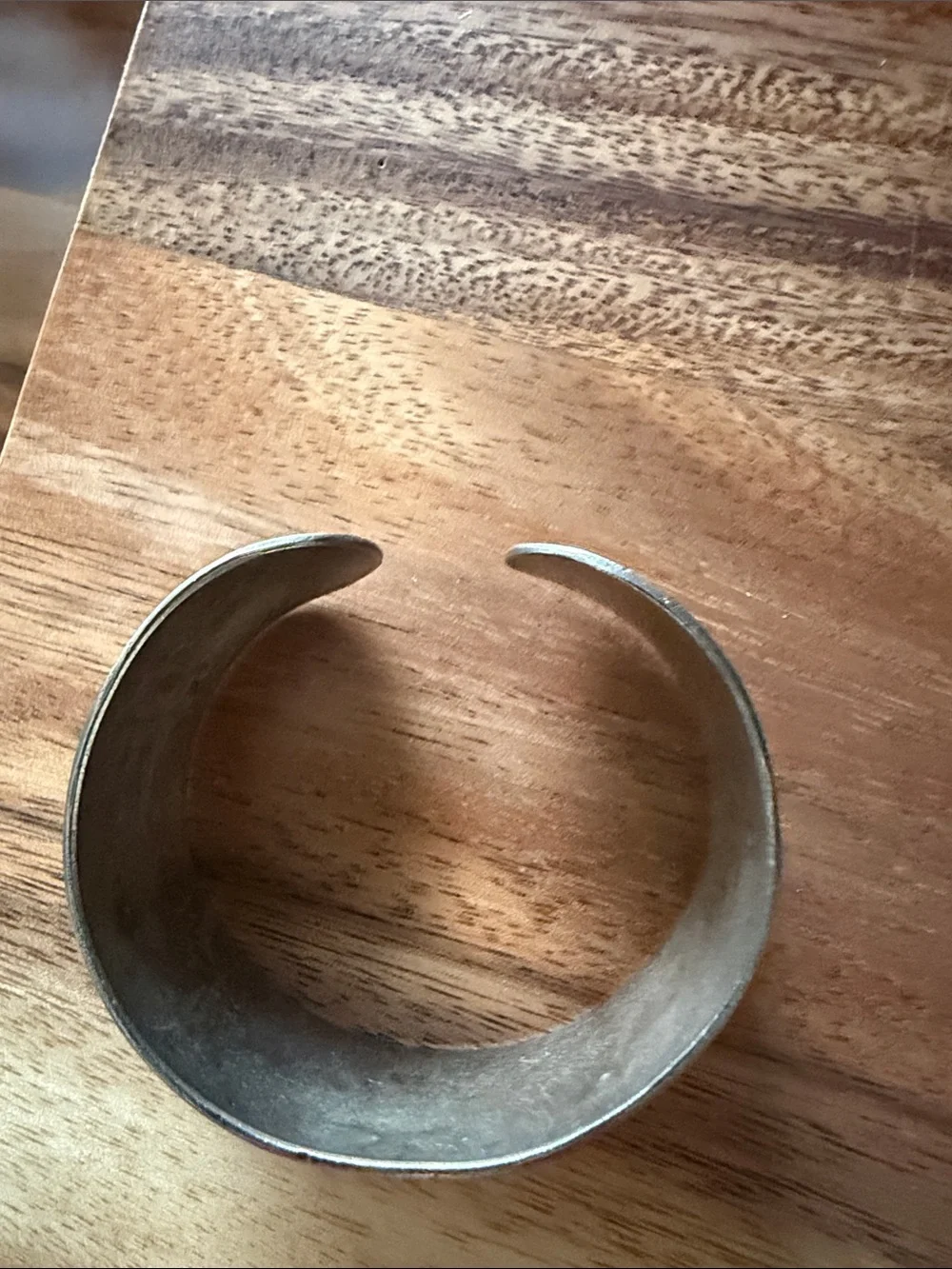 N/A bold silver