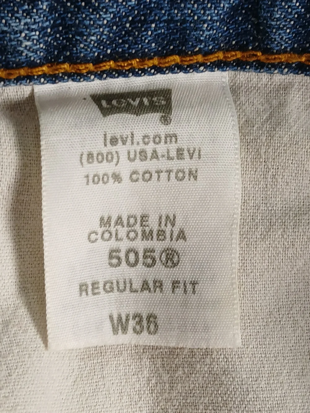 Levis classic straight