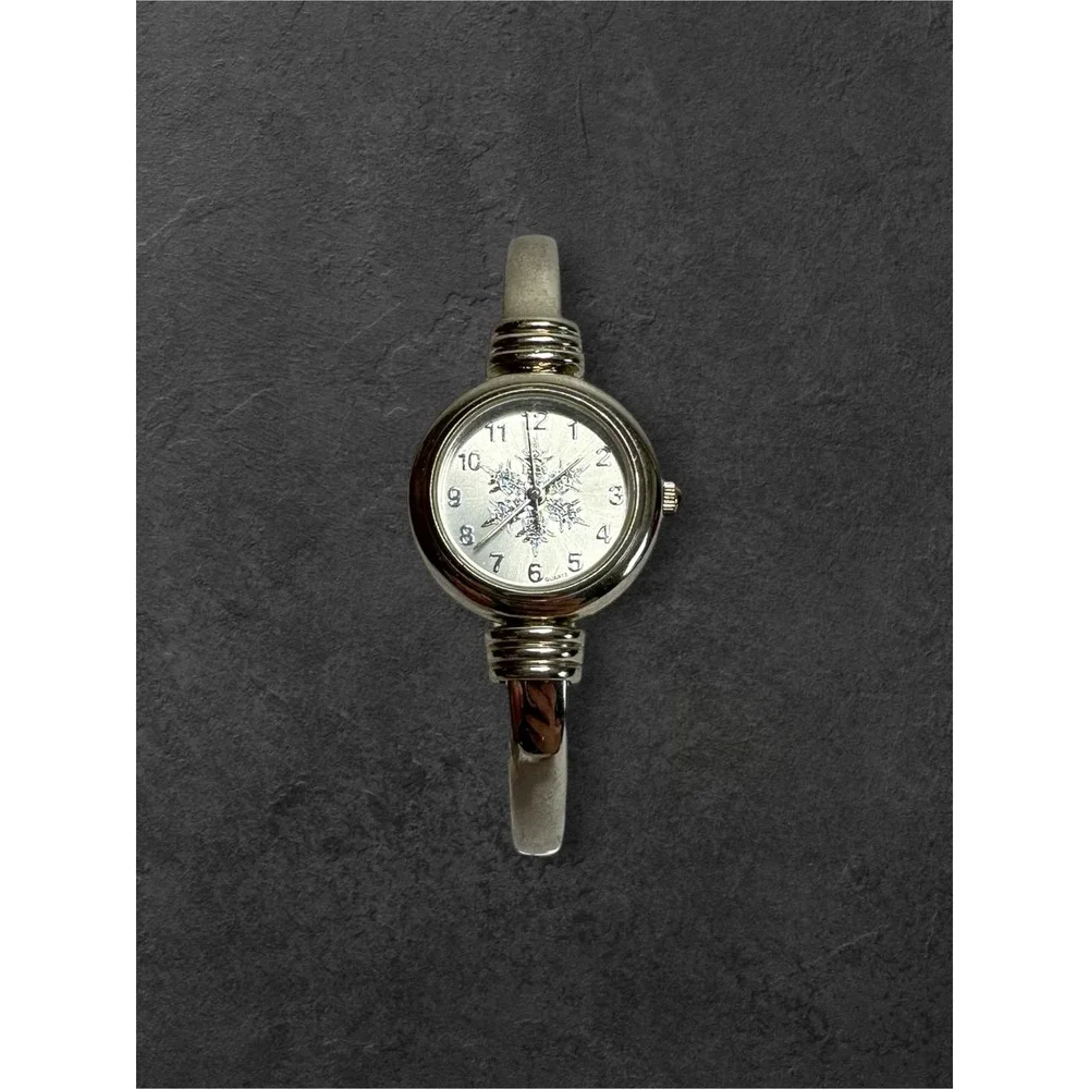 Snowflake Cuff Watch Womens Silver Tone Vintage Quartz Bangle