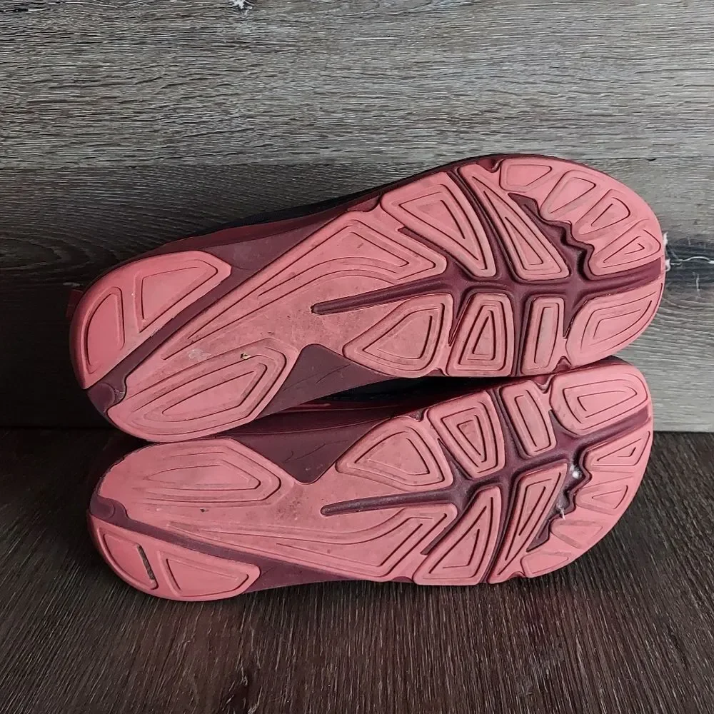 Altra paradigm shoe