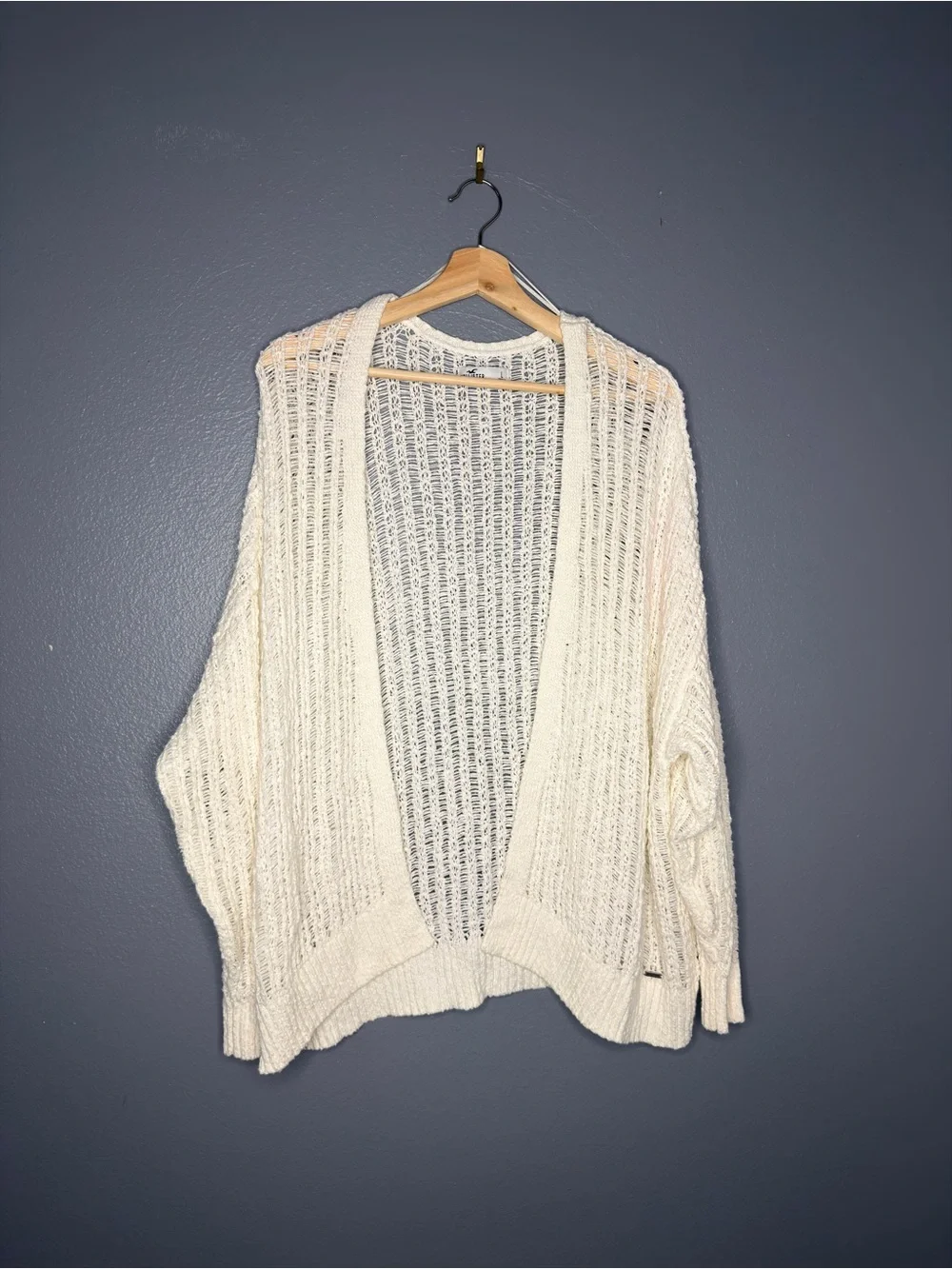 Hollister cuffs knit