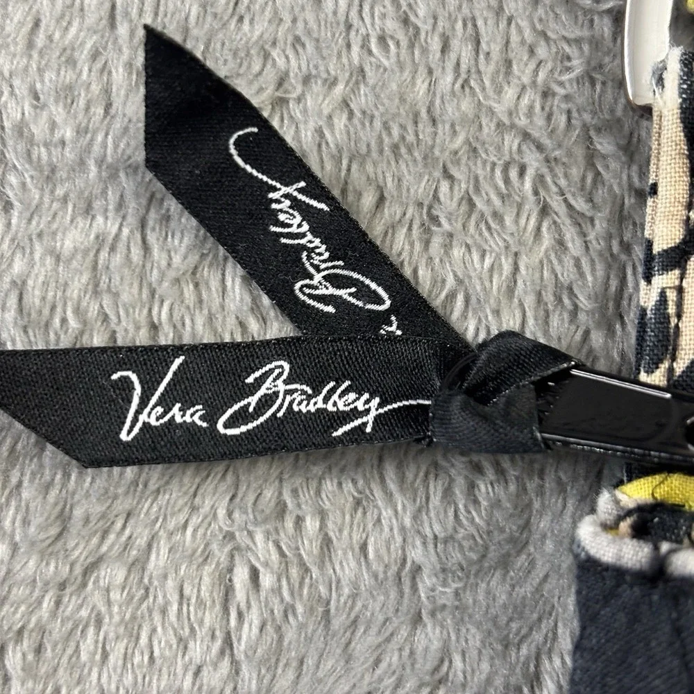 Vera Bradley used looking ship