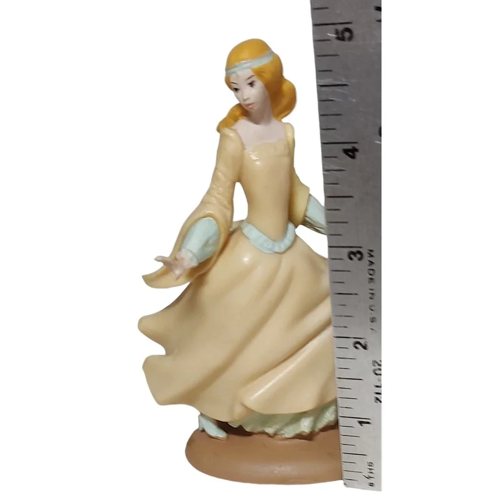 Wilton product collectible
