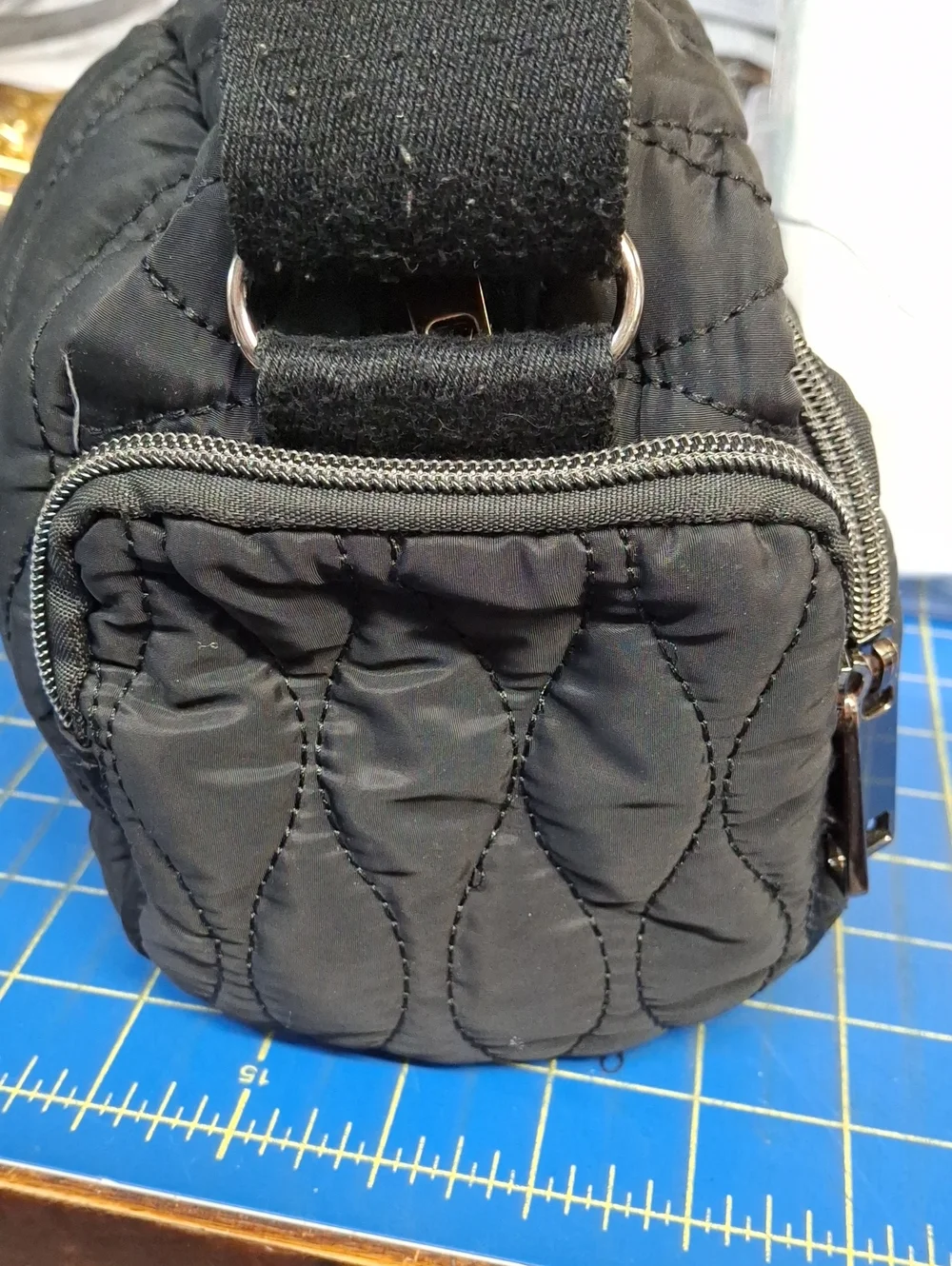 Source Unknown zip design stylish
