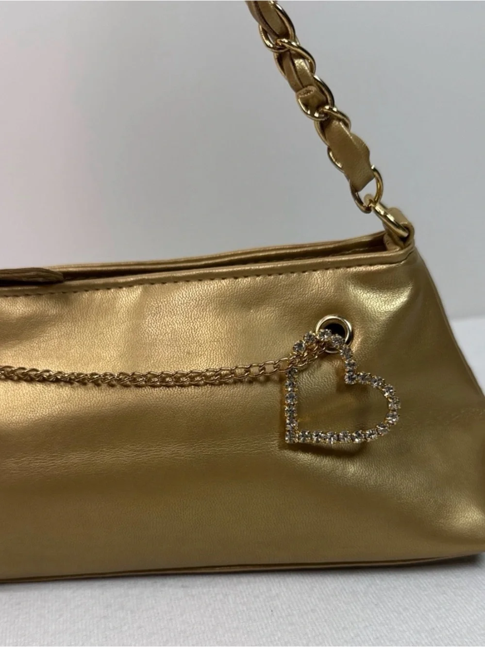 N/A stylish gold