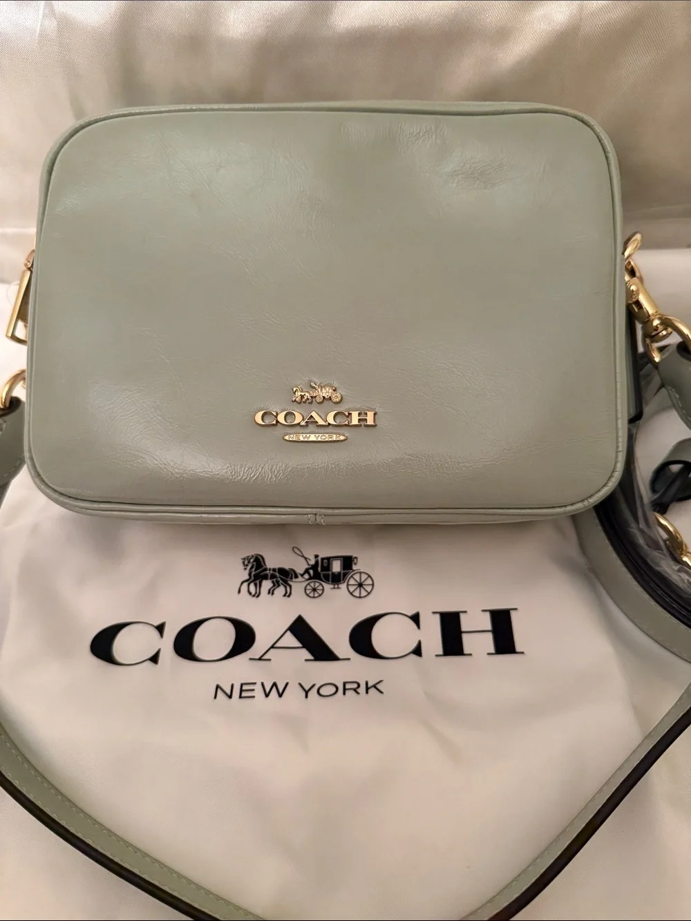 Coach elegant shoulder