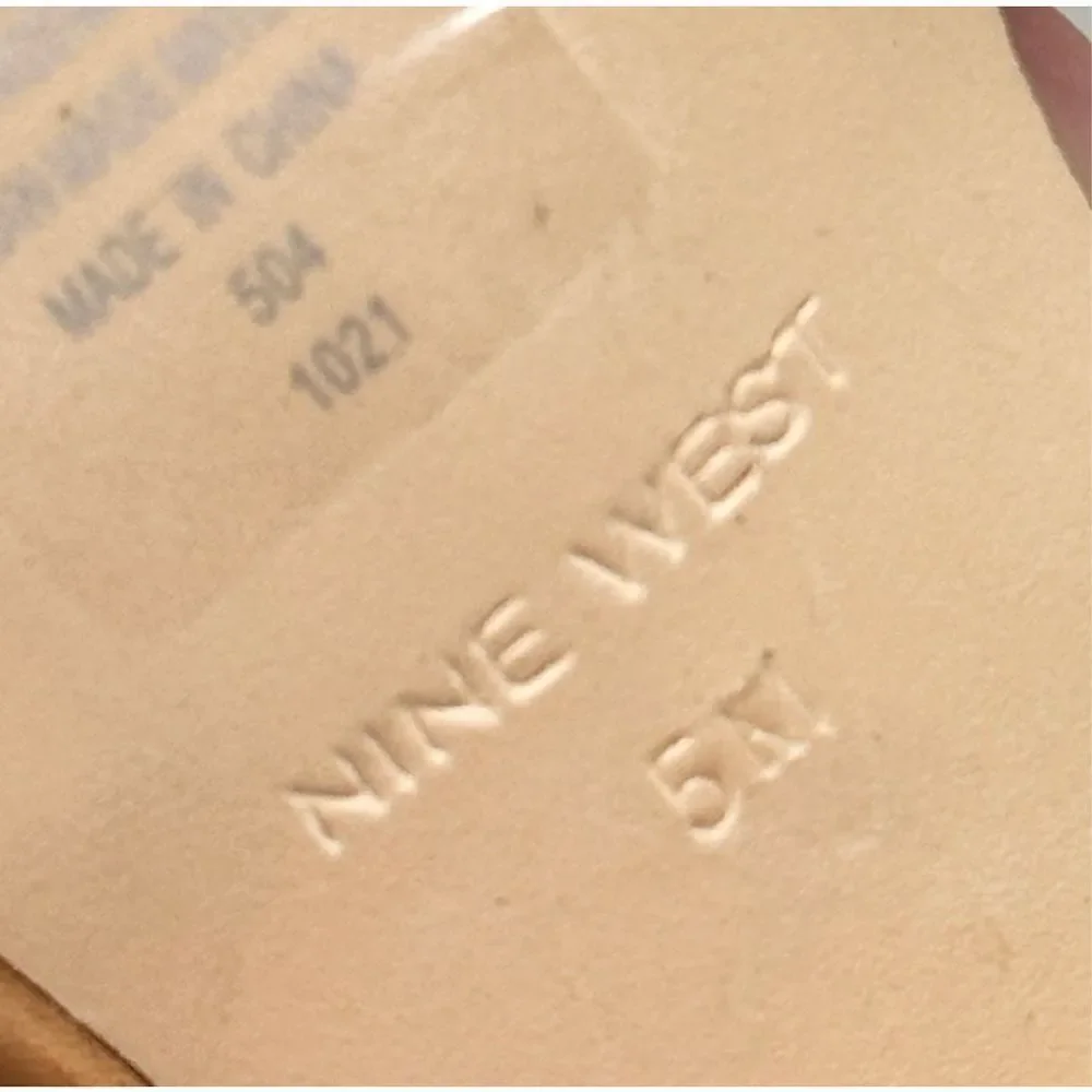 Nine West toe small