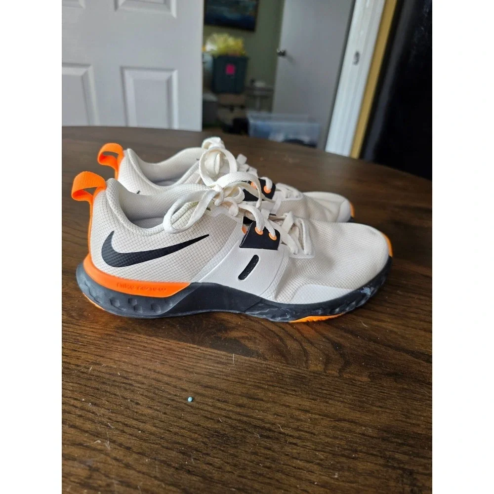 Nike renew retaliation