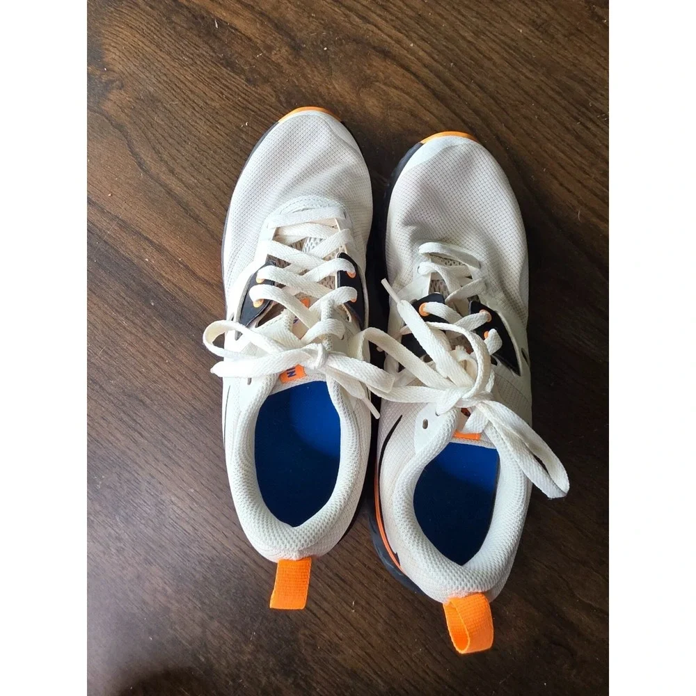 Nike renew retaliation