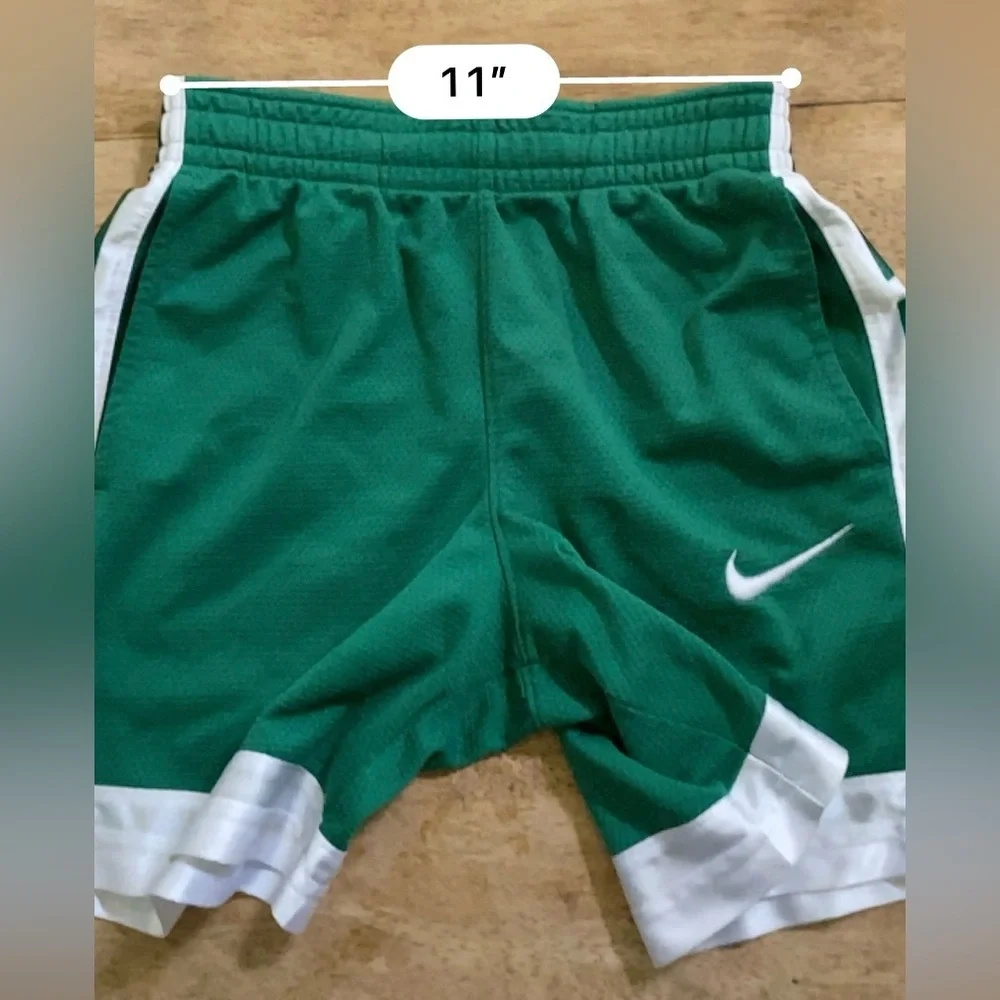 Nike big boys’