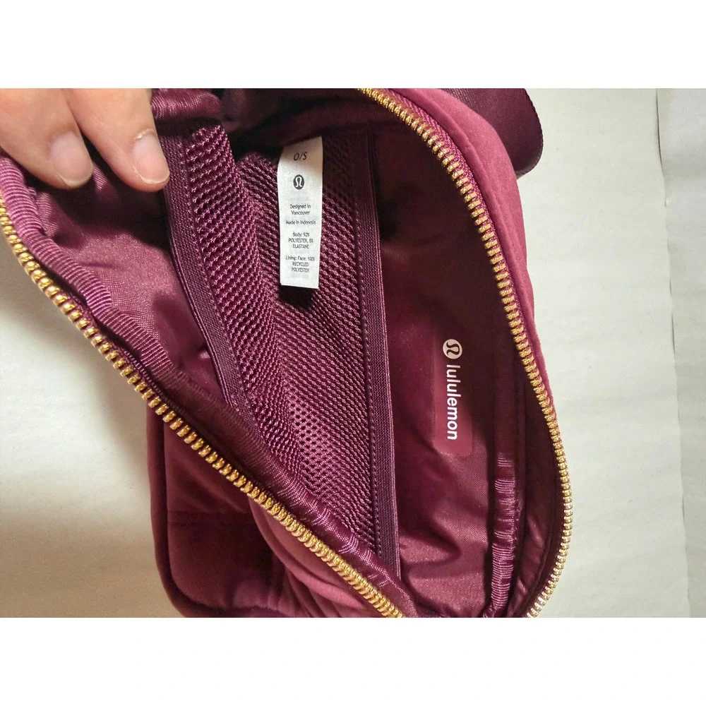 lululemon athletica everywhere belt