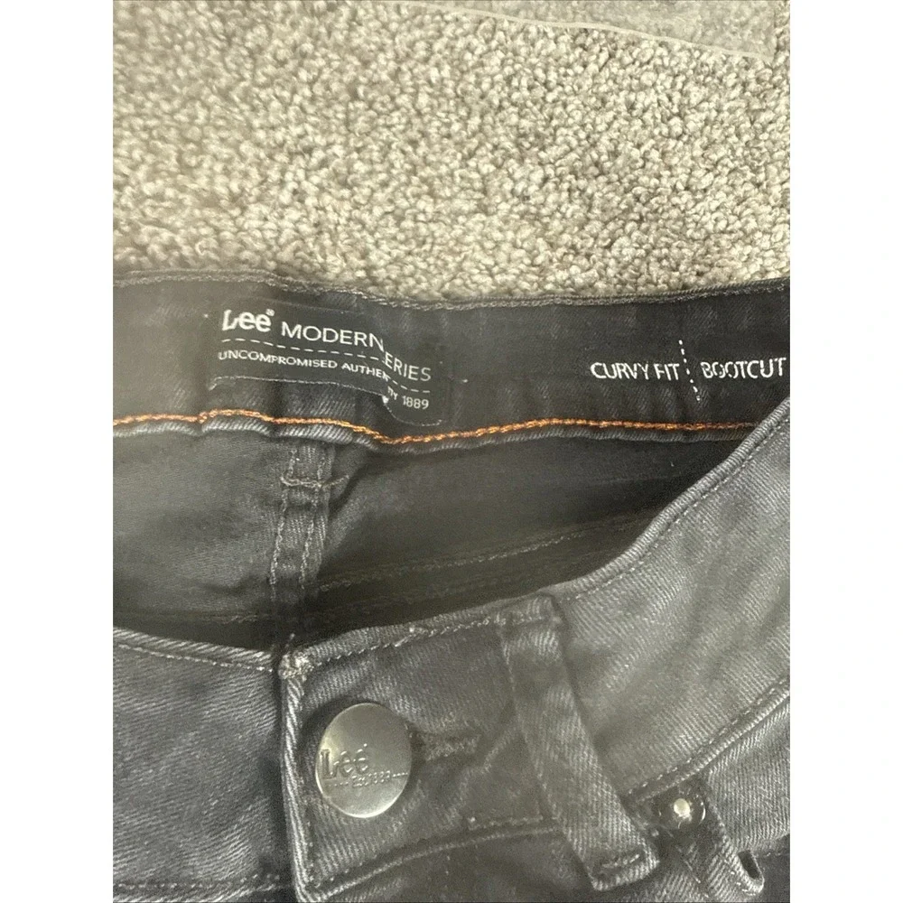 Lee product pair