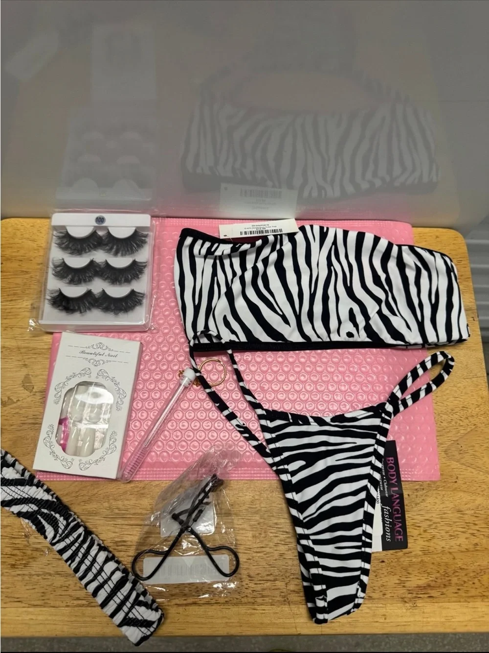 N/A bold zebra