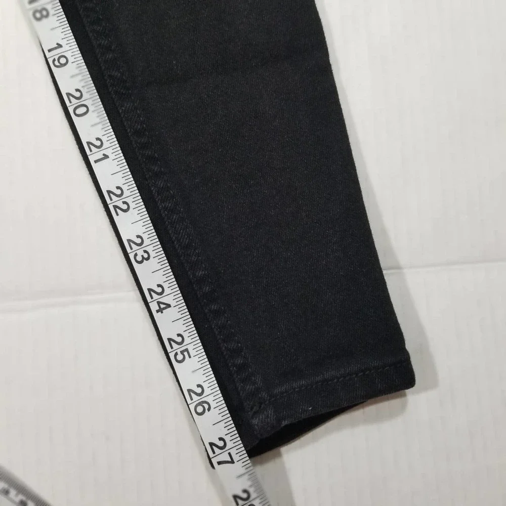 Zara pictures materials
