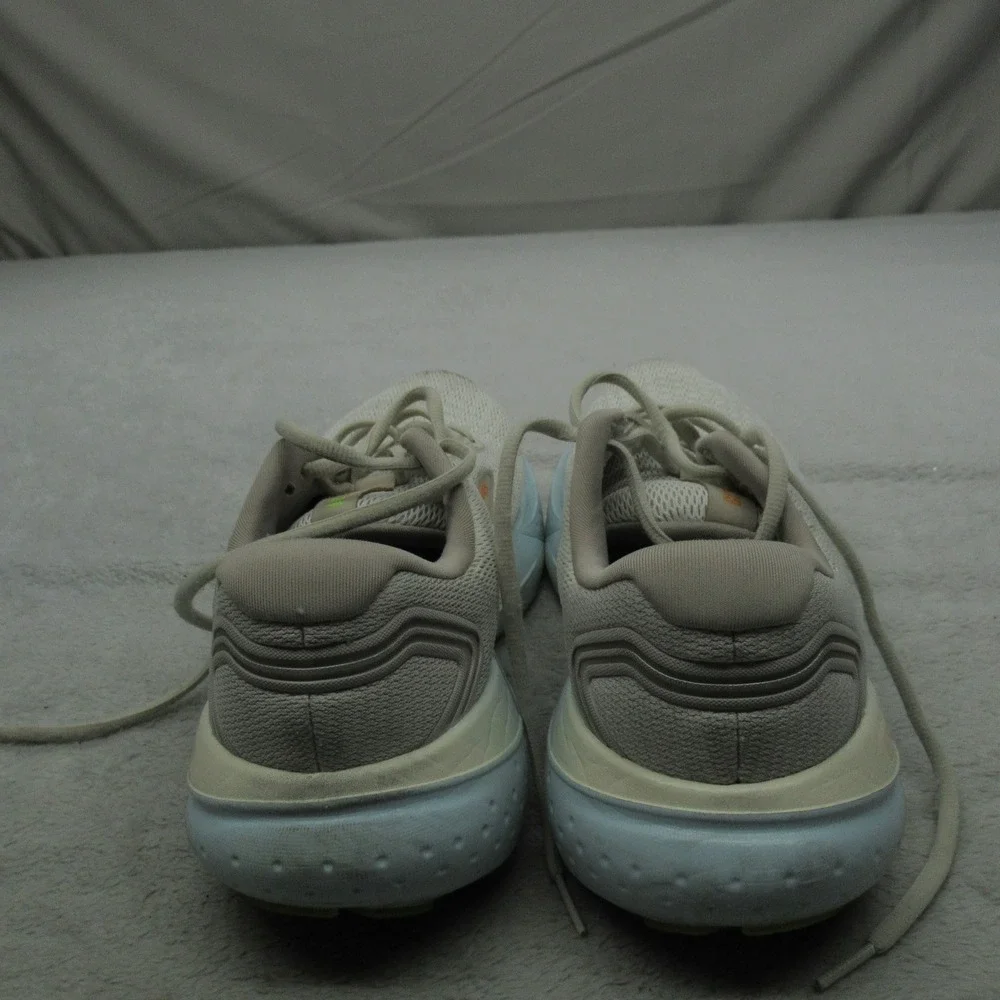 Brooks few blemish