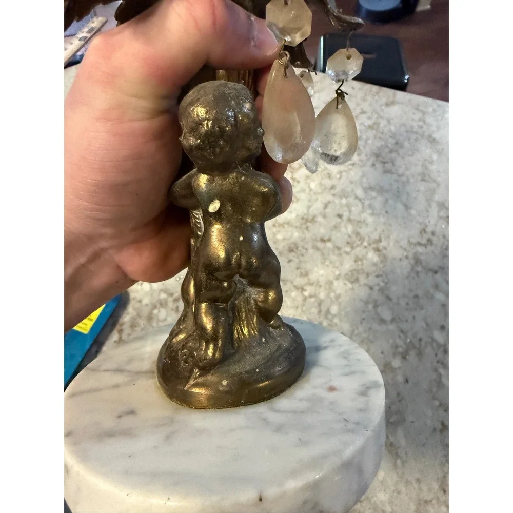 N/A vintage centerpiece