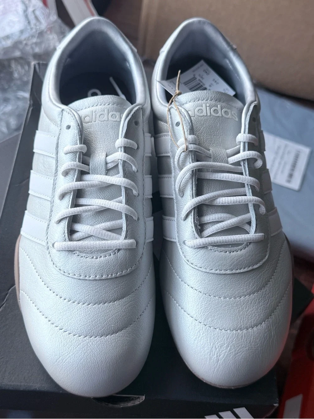 adidas classic sneaker