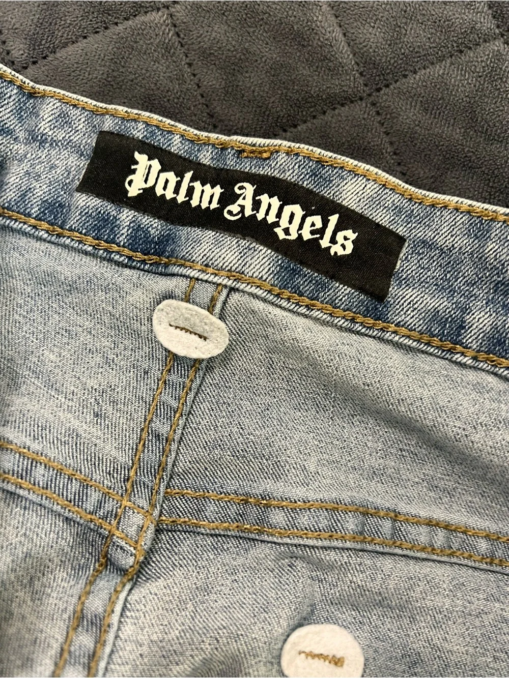 Palm Angels light out