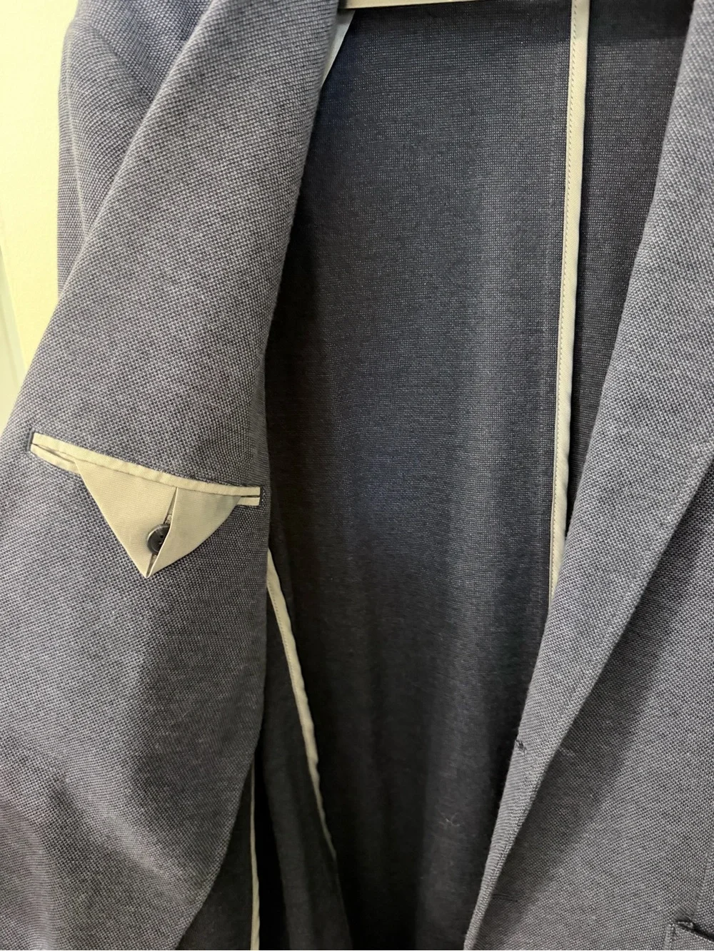 Michael strahman pockets finish day