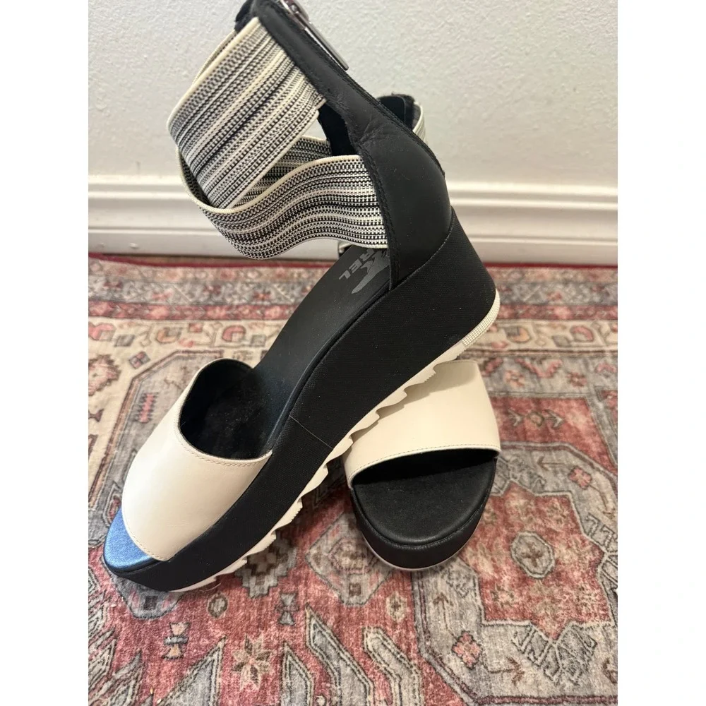 Sorel cameron flatform