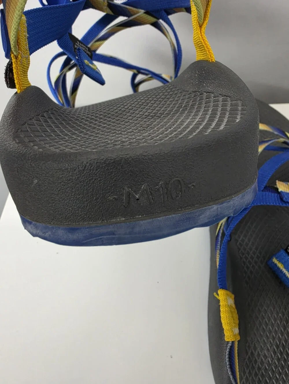 Chaco while foot