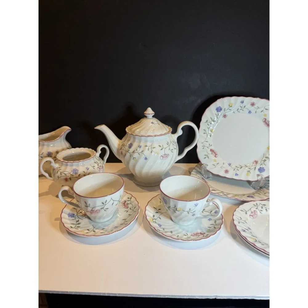 Johnson Brothers Summer Chintz Floral Porcelain Tea Set 10 Pc England