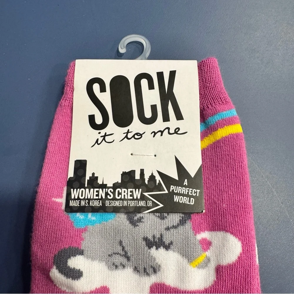 Sock It To Me sees sitting