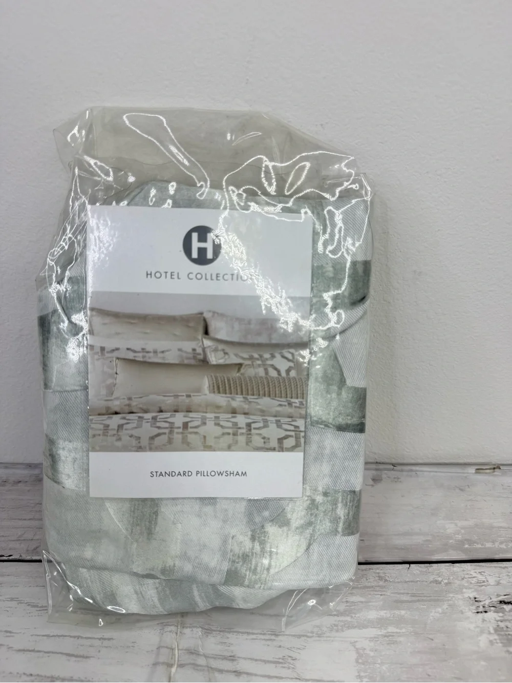 Hotel Collection Saige and Cream Standard Pillow Sham 1 pillowcase