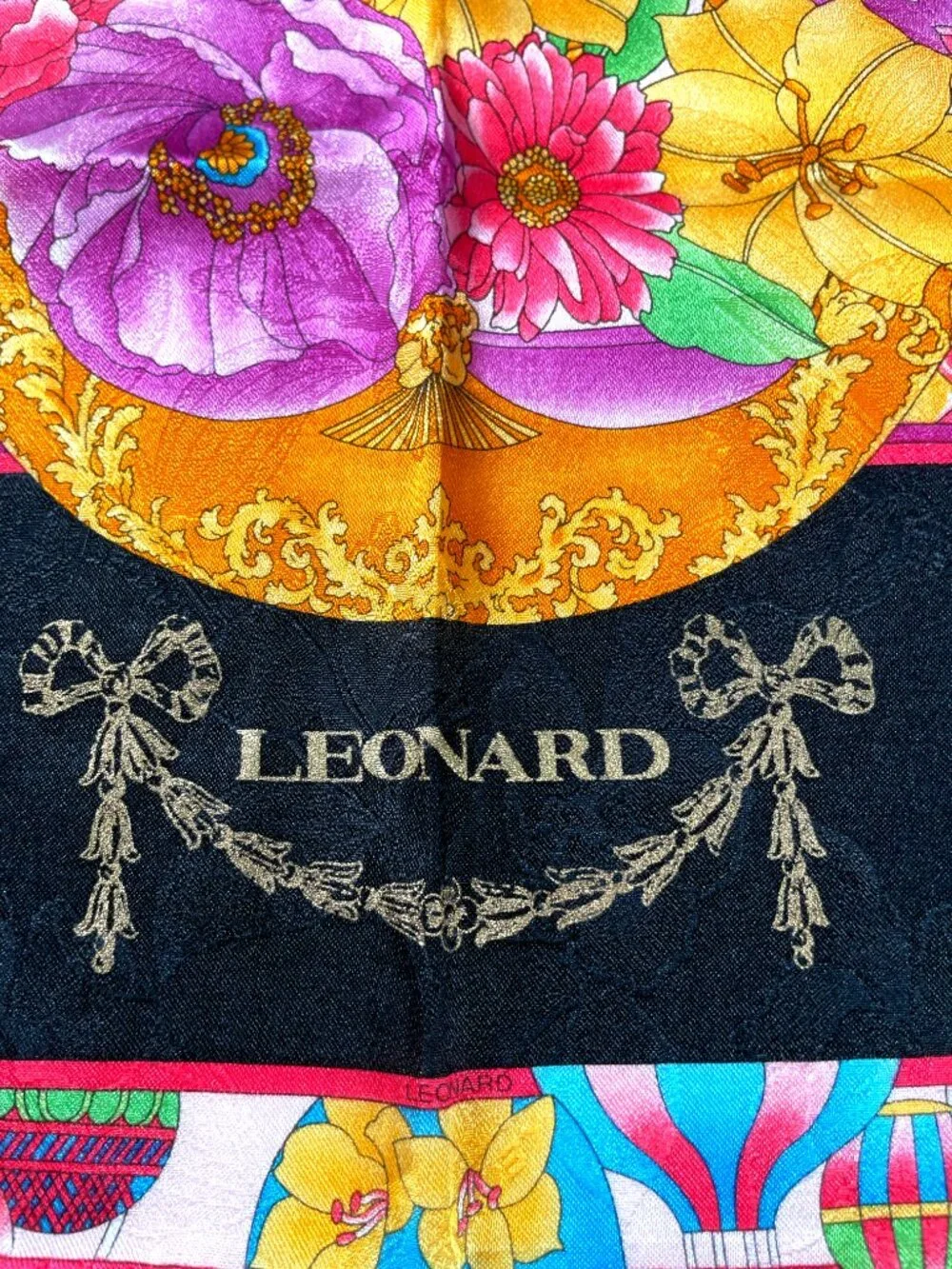 Nina Leonard palette—set collectible light