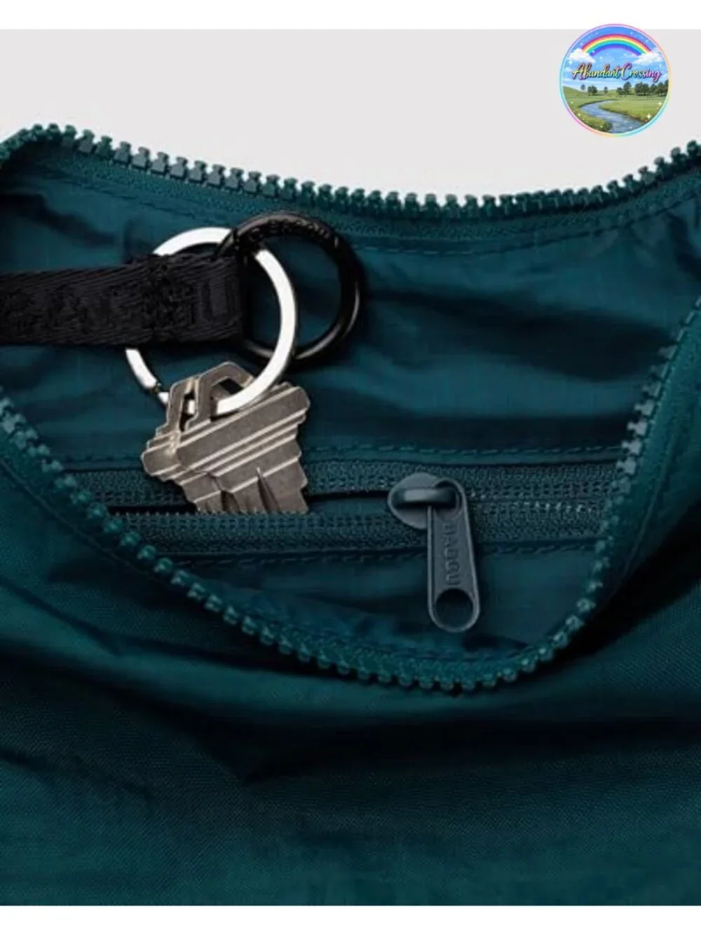 N/A compact nylon