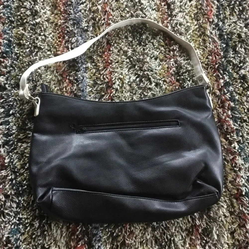 N/A ~new trendy
