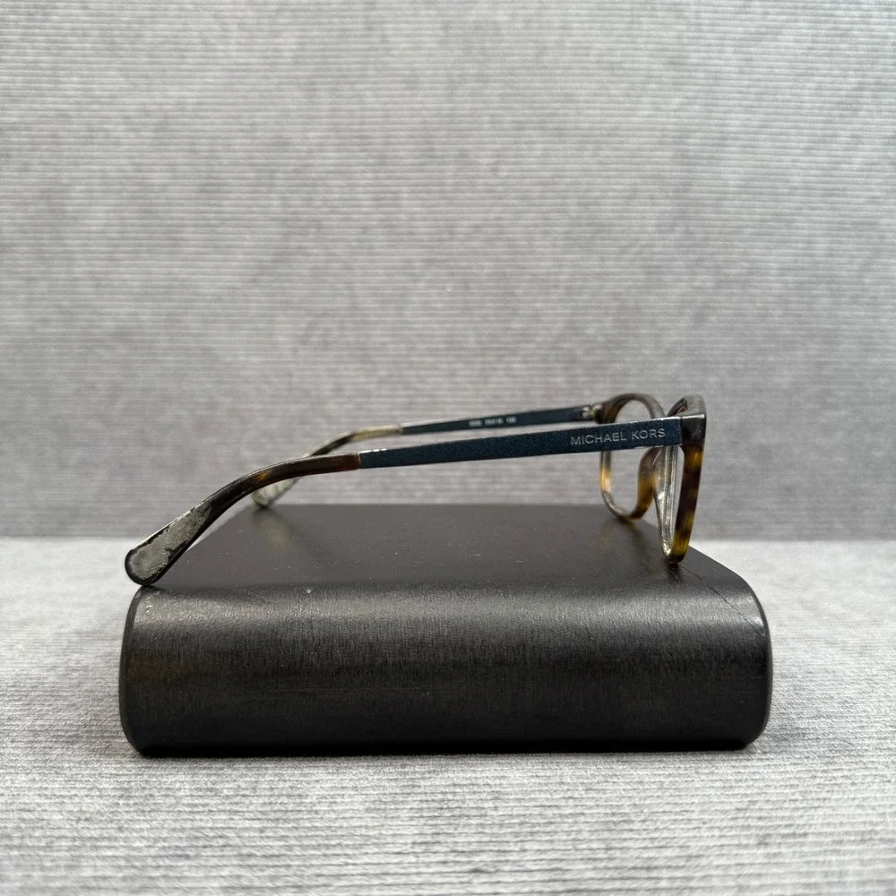 Michael Kors may dents