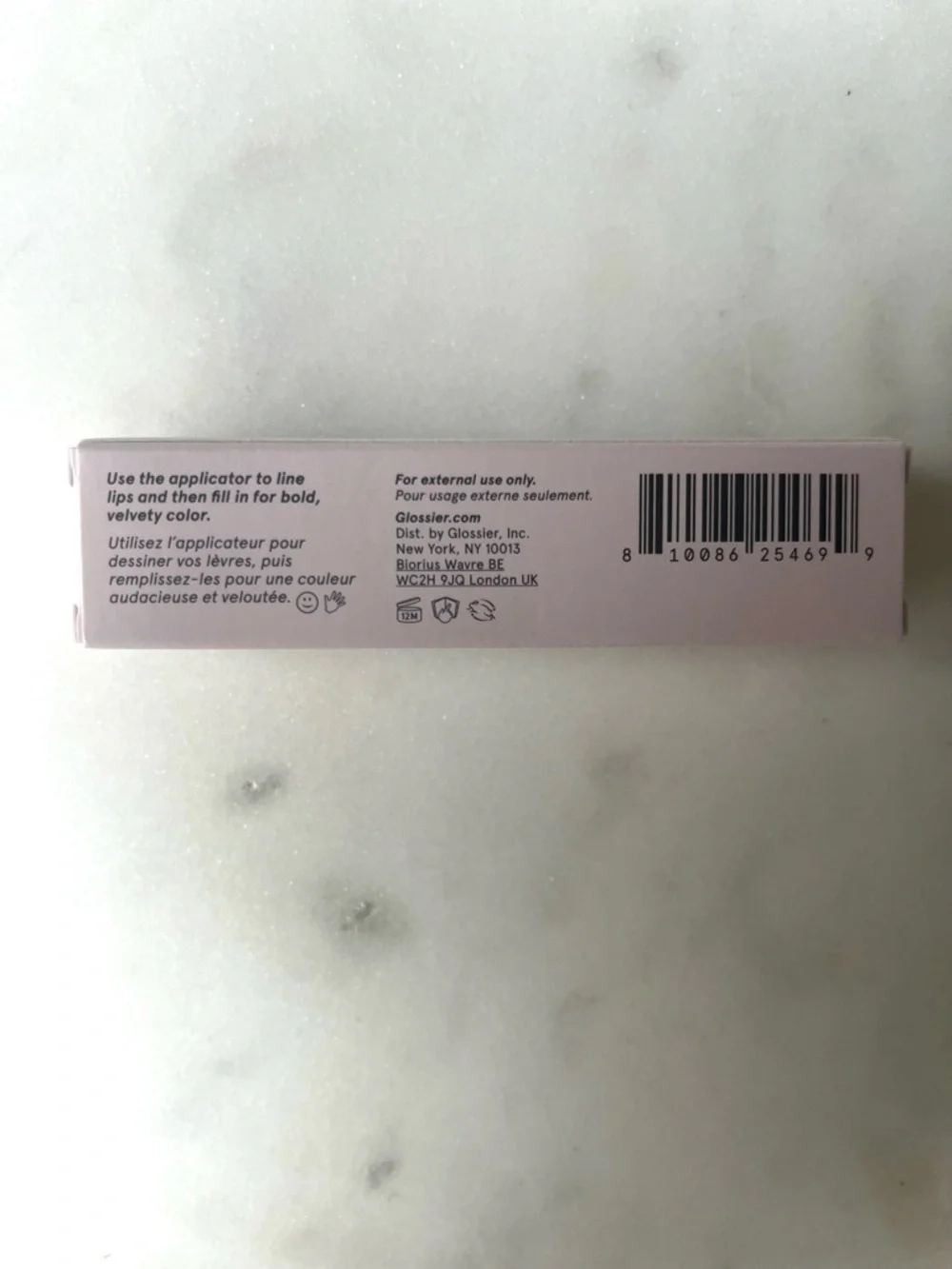 Glossier suit lip