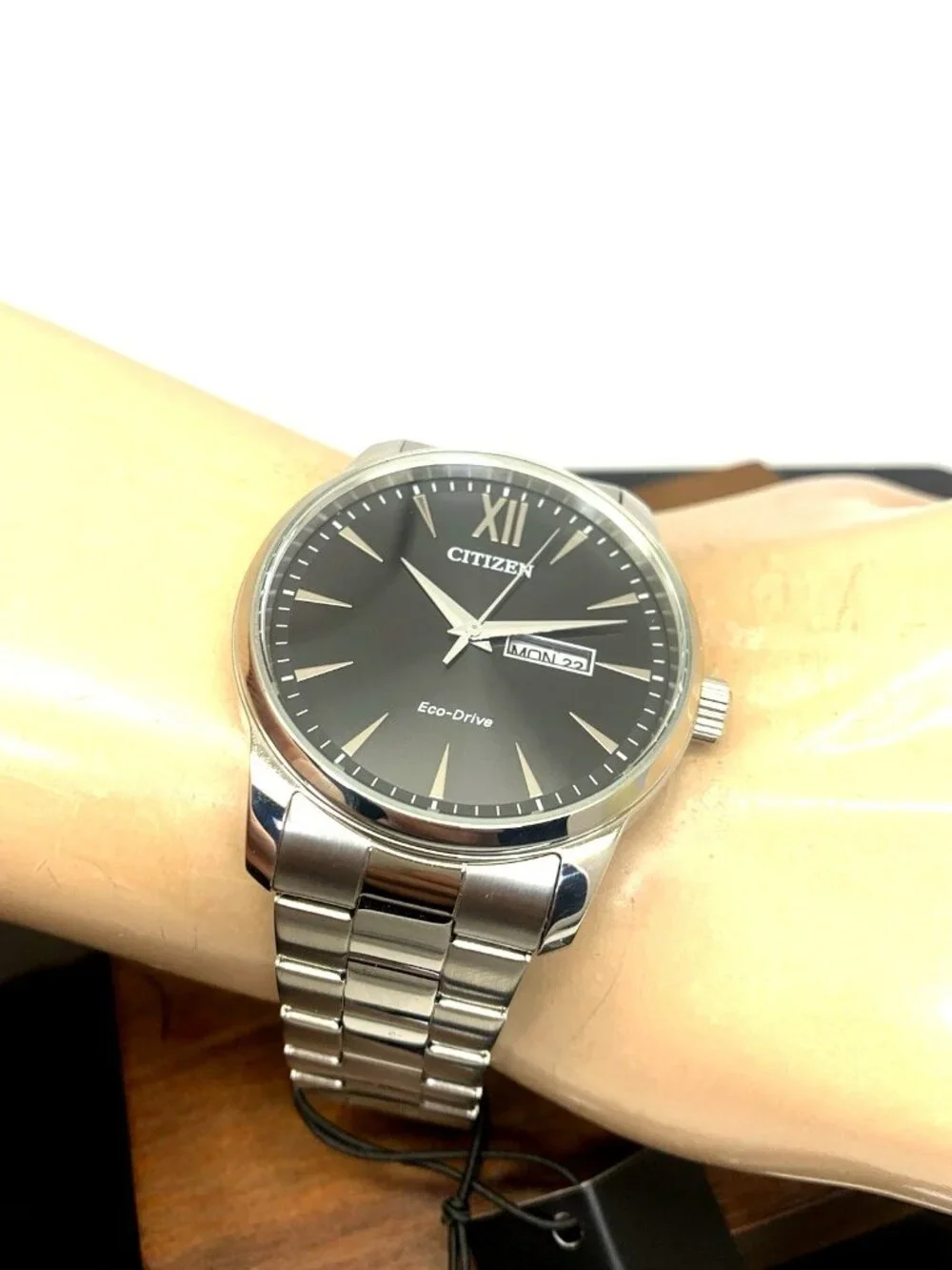 Citizen men watch